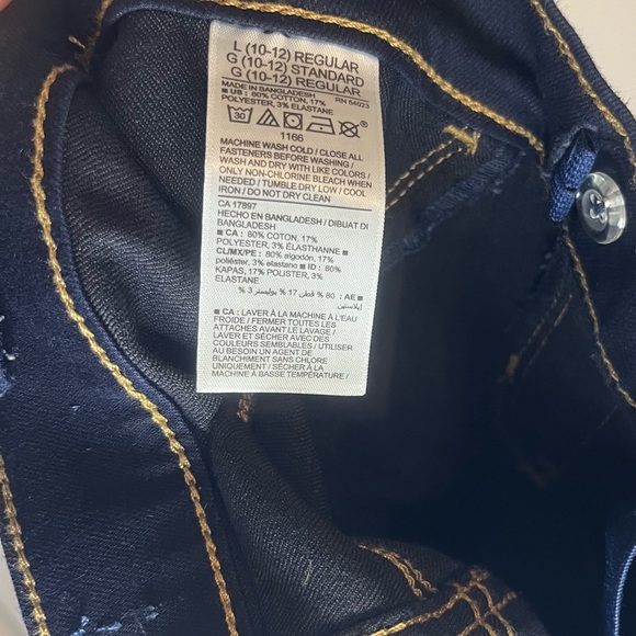 Hi, selling these fantastic jeans for kids in size L. - Picture 3 of 5